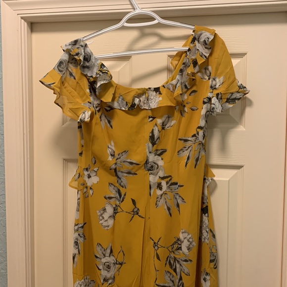 Flowy silky Midi Dress - New with tag - size M - Picture 4 of 5